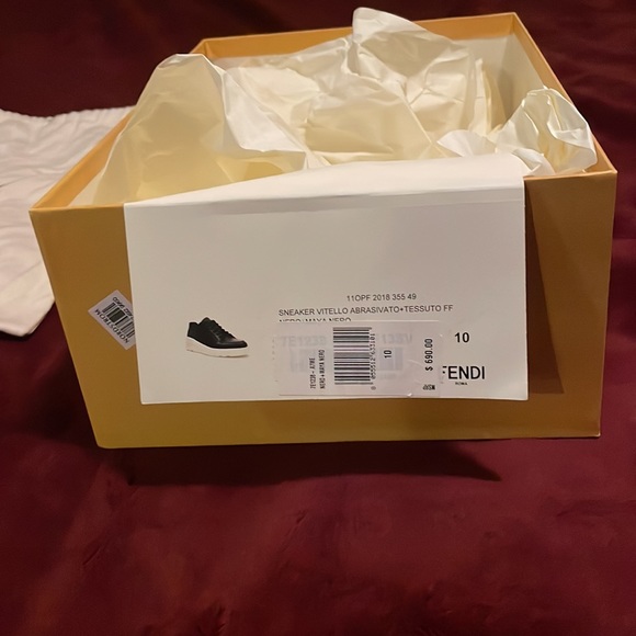 Mens fendi shoes - Picture 10 of 13